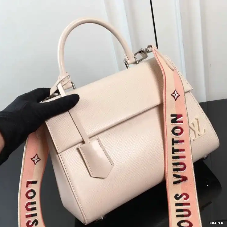 Fashionrep Bag LV 2208DJ0008 0819
